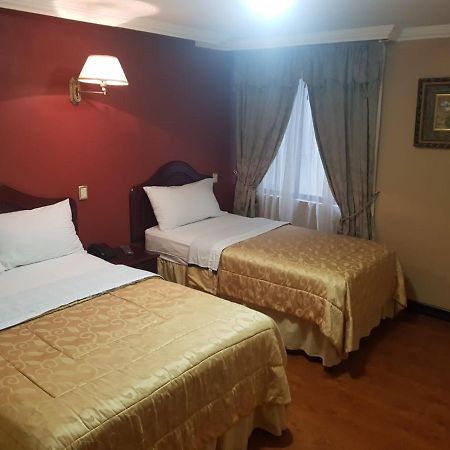 Hotel Prado Internacional โลจา ภายนอก รูปภาพ