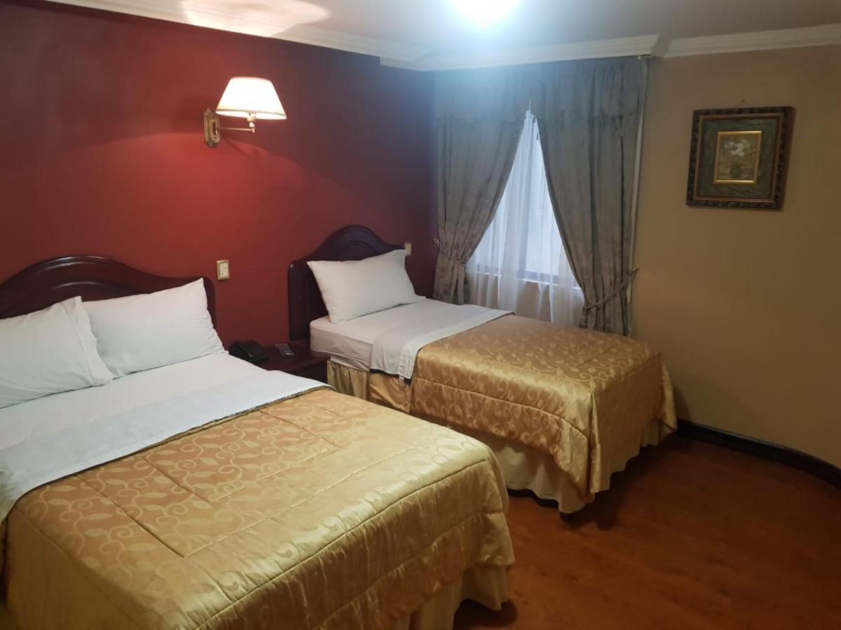 Hotel Prado Internacional โลจา ภายนอก รูปภาพ